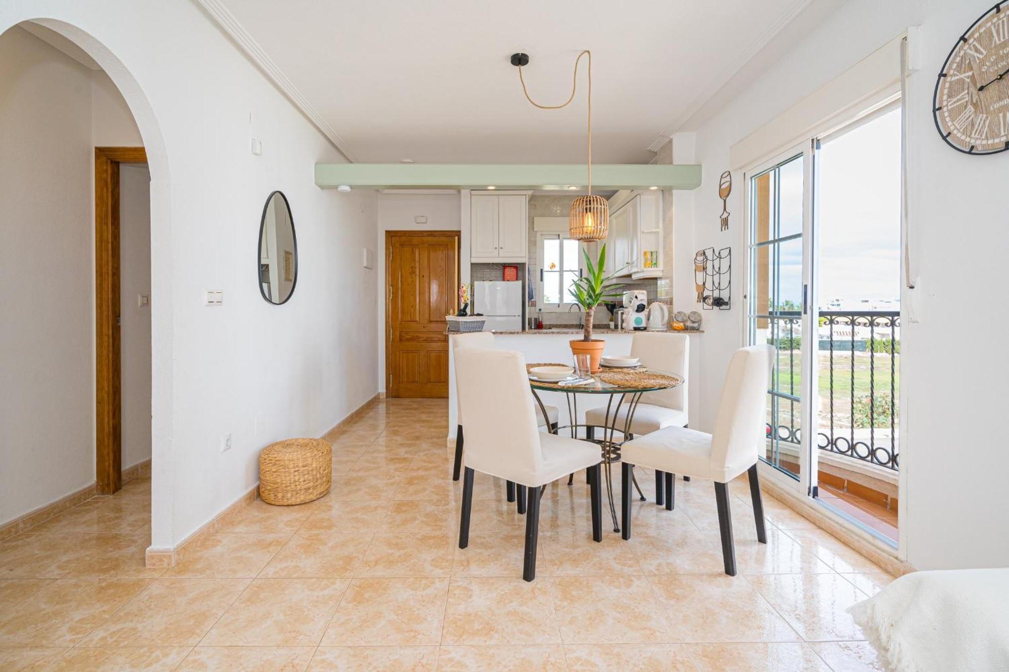 Apartment. Excellent Location For Golfers, Cyclists And Hikers Apartment *